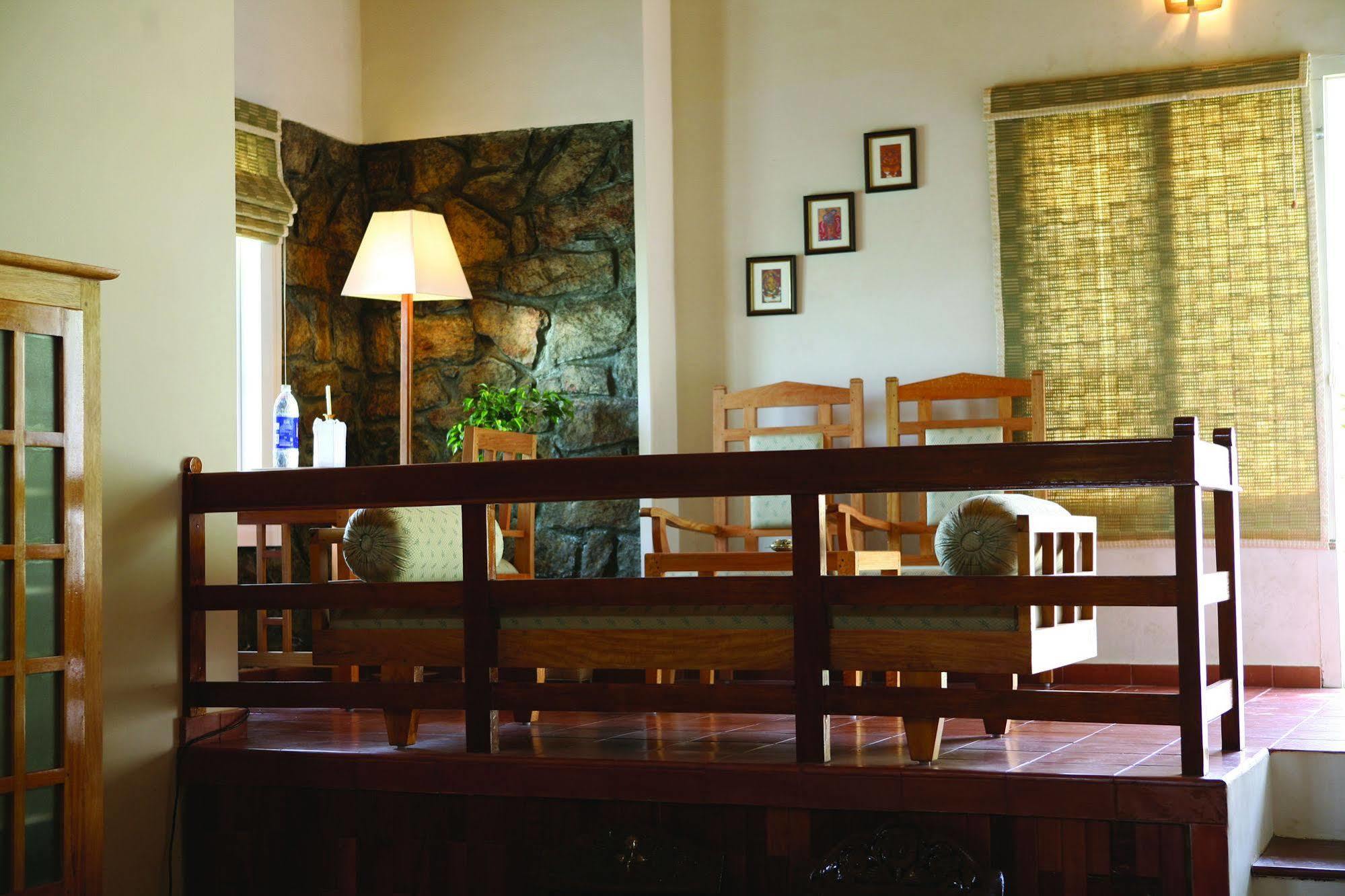 Hotel Ambady Estate à Munnar Extérieur photo